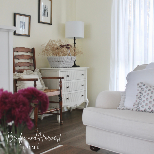 The Dimming of an Autumn Day, Home Tour